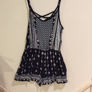 Patterned romper